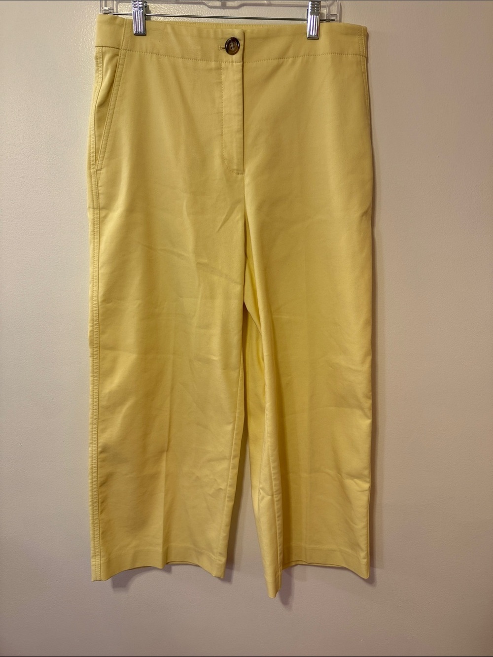 Ann Taylor Butter Yellow Cropped Straight Leg Pants Size 8